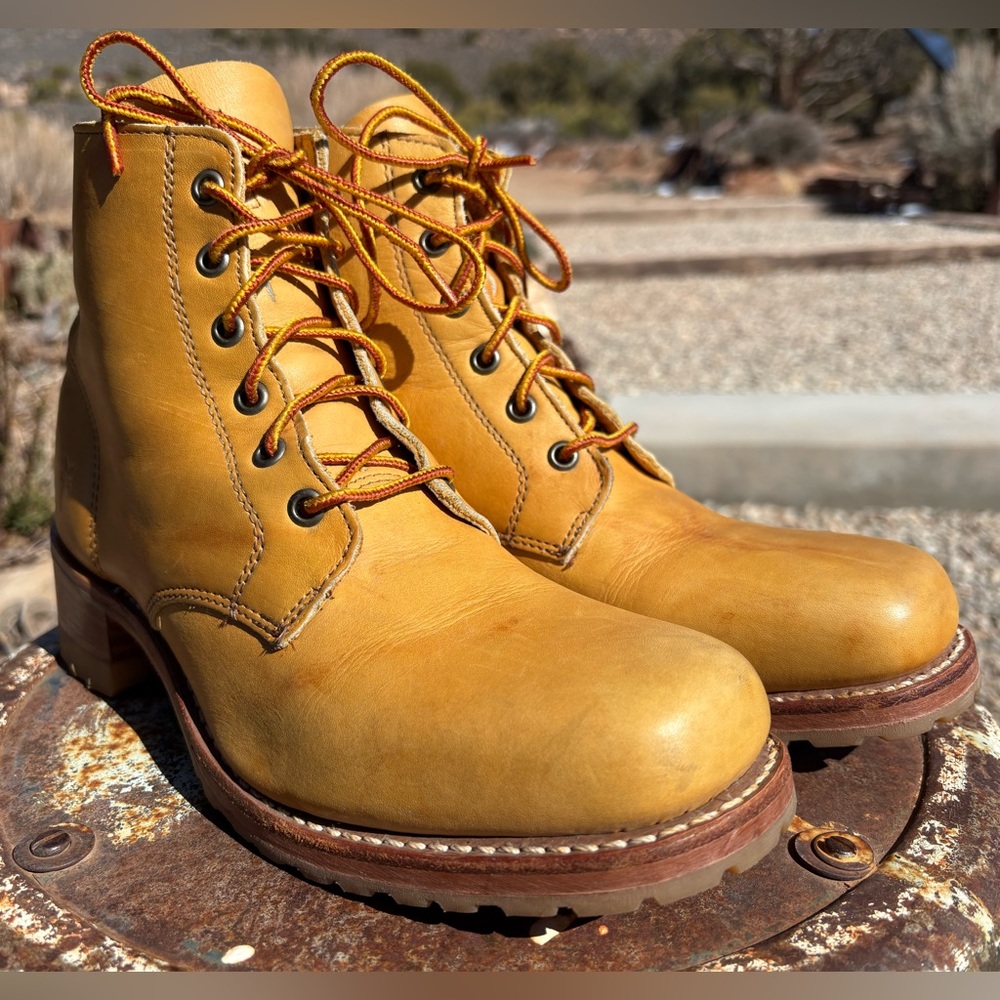 FRYE Short Lug Sole Lace Up Boots Banana With Sunrise Marbling - Picture 9 of 16